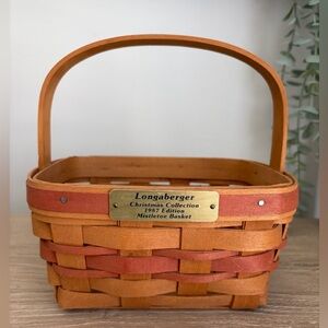 Vintage Longaberger Christmas Collection 1987 Edition Mistletoe Basket Red